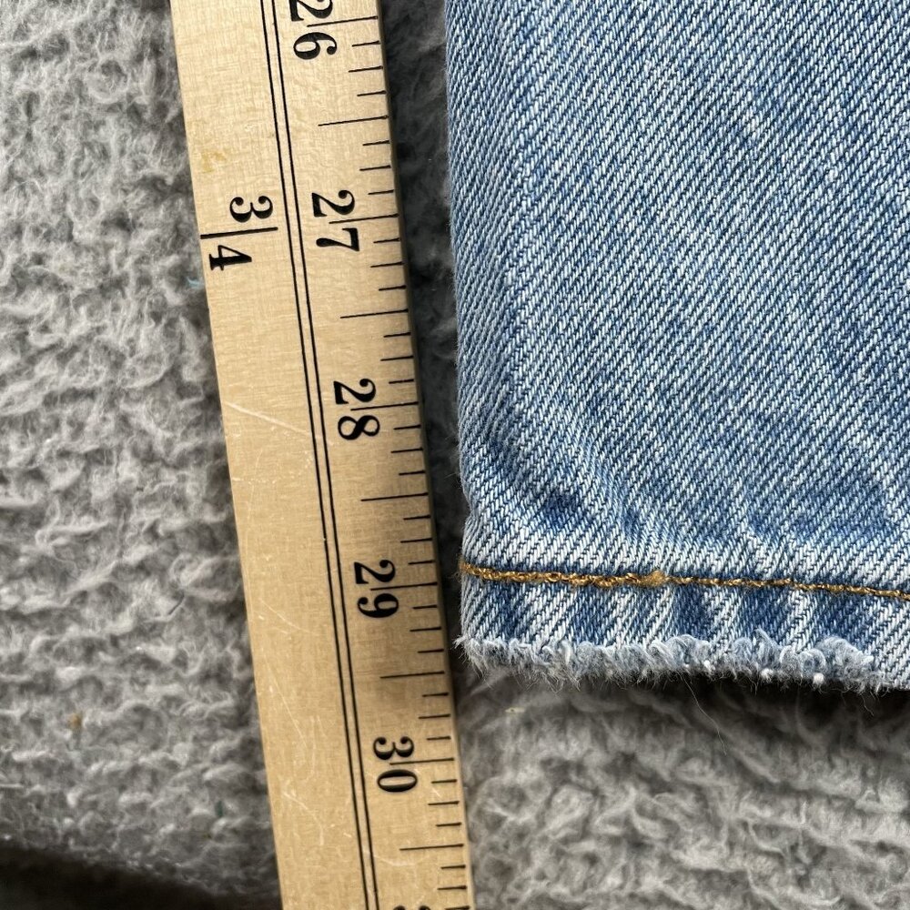 Levis 501XX Jeans Mens 32x30 Light Wash Button Fly Straight Leg Denim - Picture 6 of 9